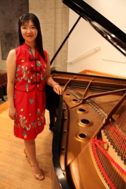Photo of Gloria Tham