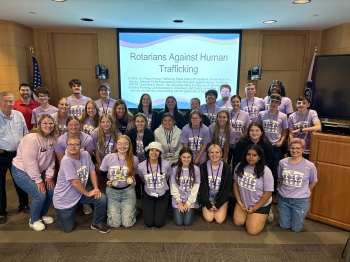 Rotary Camp - Students in the office of the Mayor